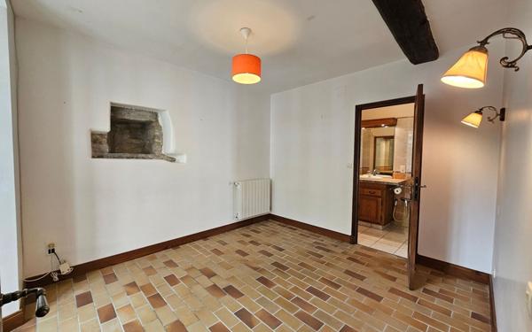 Maison à vendre    7 pièces •  Saint-Palais