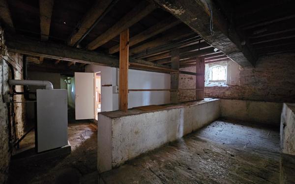 Maison à vendre    7 pièces •  Saint-Palais