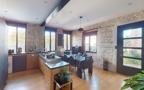 Appartement à vendre    4 pièces • 102 m2 Toulouse