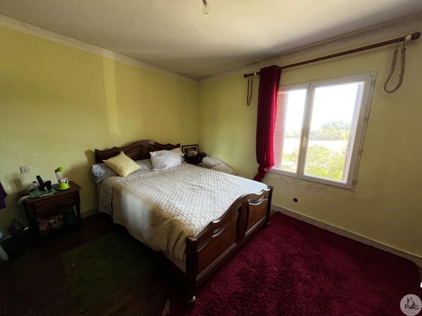 Maison de village 180 m², 2 logements.