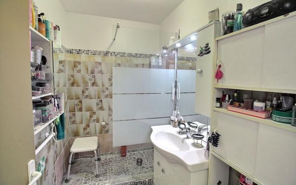 Appartement à vendre    2 pièces • 43,90 m2 Marseille 14
