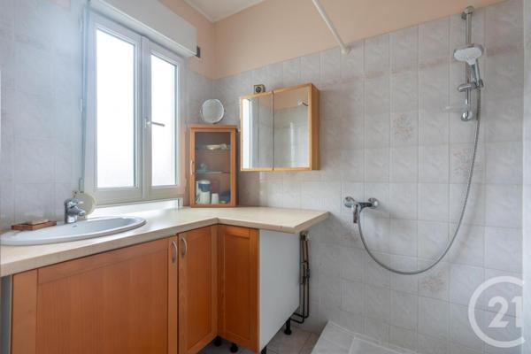 Appartement F2 à vendre  2 pièces - 45,44 m2 ST MANDE - 94