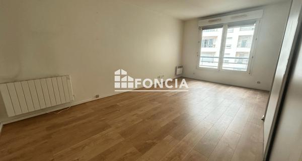 Location Studio 29.11 m² - Châtillon 92320
