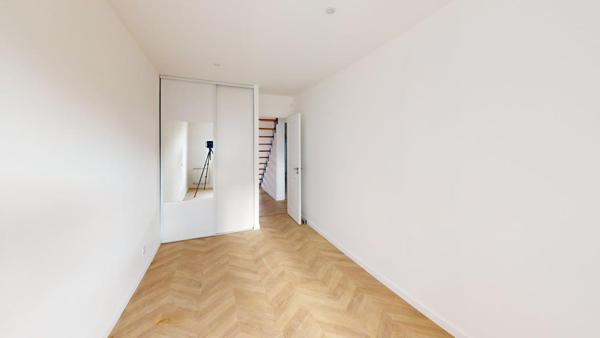 Pignan (34570) T5 duplex rénové avec parking à Pignan