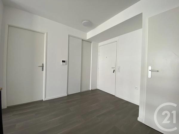 Appartement F2 à vendre  2 pièces - 41,60 m 2   OZOIR LA FERRIERE  - 77