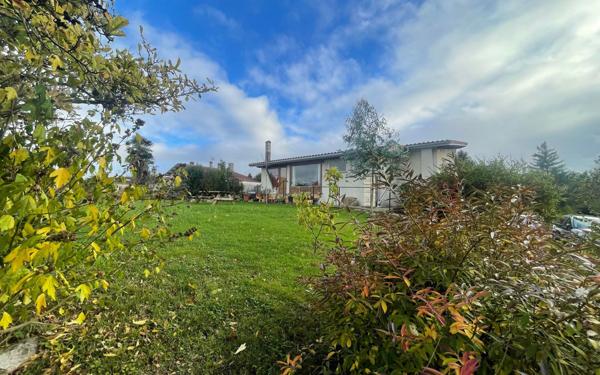 Maison à vendre    4 pièces • 120 m2 Aire-sur-l'Adour