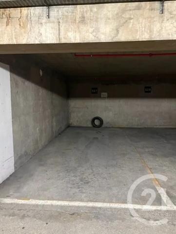 Parking à vendre  17,50 m 2   PARIS  - 75008
