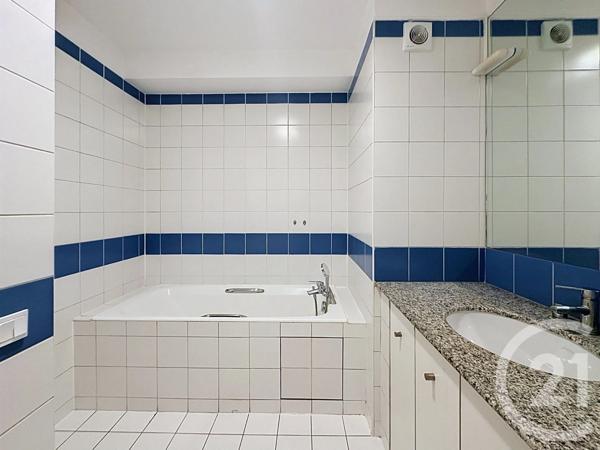Appartement F3 à vendre  3 pièces - 65,55 m 2   LEVALLOIS PERRET  - 92