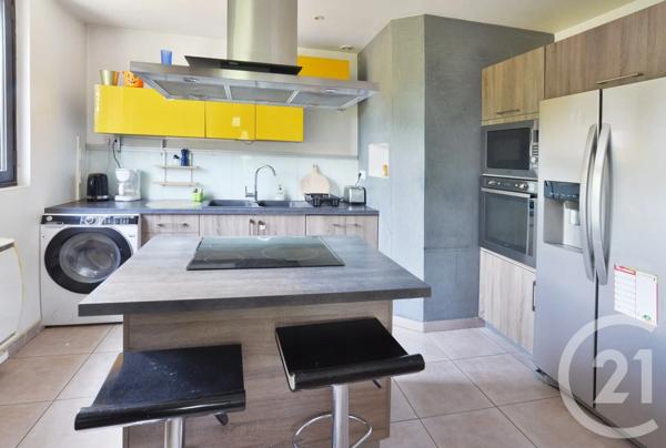 Maison à vendre  6 pièces - 143 m 2   MONTGERON  - 91