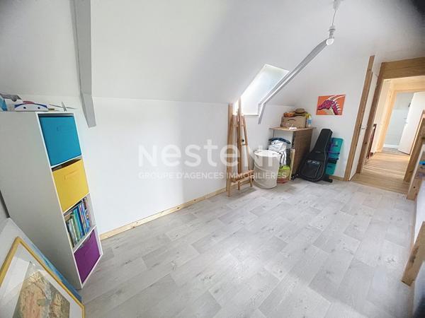 A vendre à Marzan, longère en pierre avec près de 2000m2 de terrain