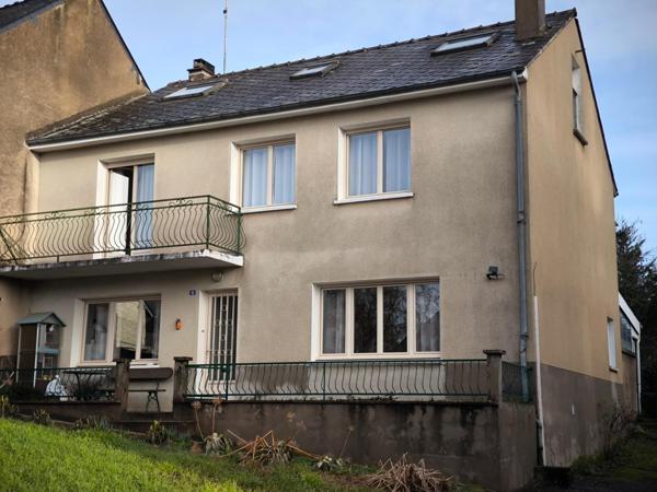 Maison à CHAZE-HENRY, 49420 - 8 pièces 148m²