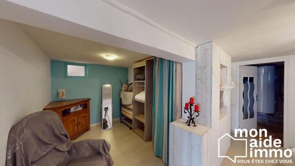 Maison de 80m²+ gîte + 4  garages sur terrain de 3360 m²