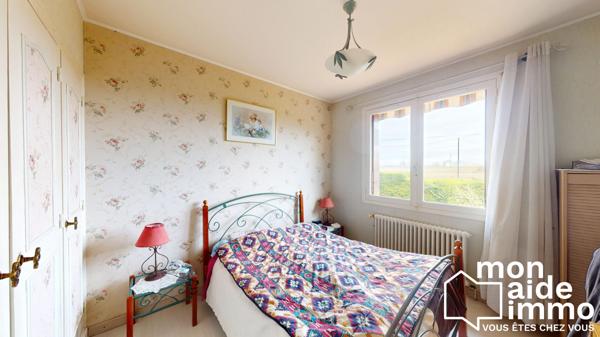 Maison de 80m²+ gîte + 4  garages sur terrain de 3360 m²