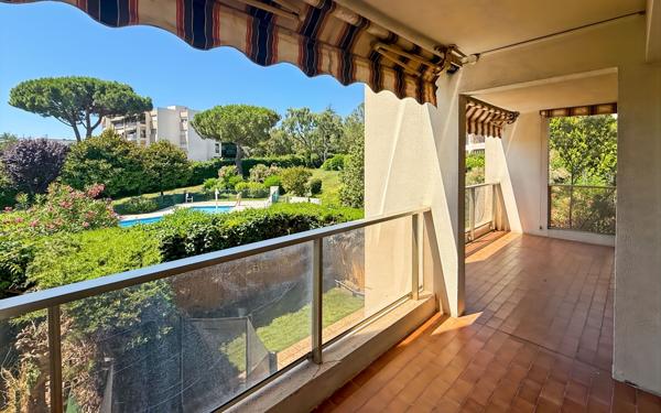 Appartement à vendre    3 pièces • 73,88 m2 Antibes