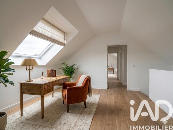 Maison à vendre 6 pièces 145 m² Suresnes