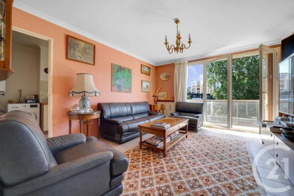 Appartement F3 à vendre  3 pièces - 61 m 2   VANVES  - 92