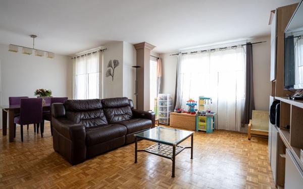 Appartement à vendre    3 pièces • 83,19 m2 Fontenay-sous-Bois