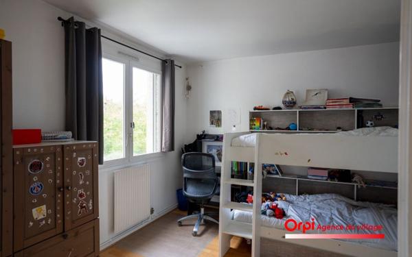 Appartement à vendre    3 pièces • 83,19 m2 Fontenay-sous-Bois