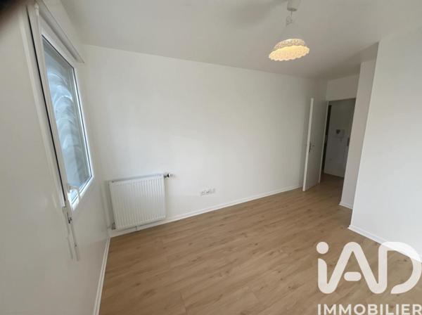Location appartement 2 pièces 48 m² Carrières-sous-Poissy