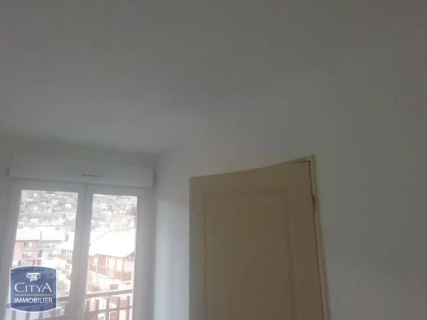 Appartement à louer 2 pièces 35.14m² Briançon (05100)