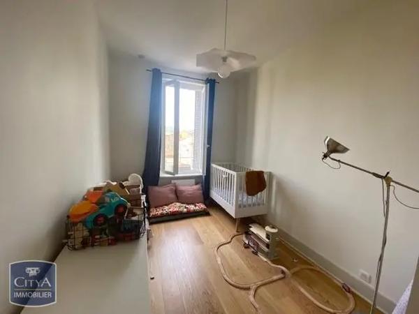 Appartement à louer 3 pièces 61.7m²