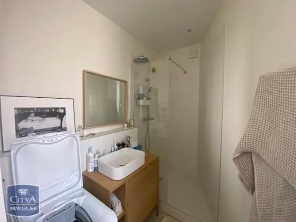 Appartement à louer 3 pièces 61.7m²