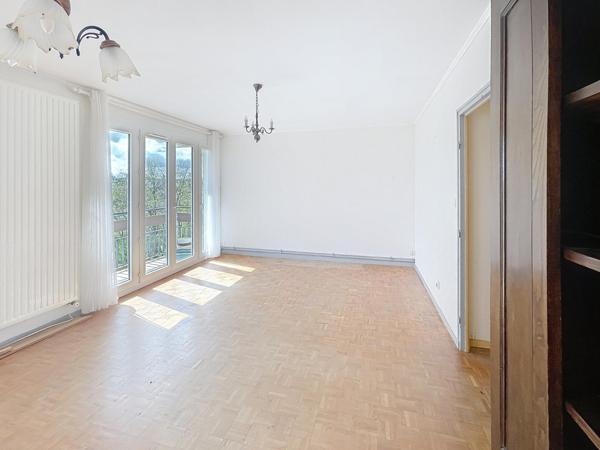 Bel appartement 3 pièces avec vue dégagée