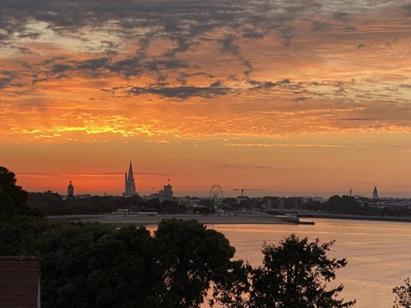 BIEN DE LUXE UNIQUE À LA ROCHELLE
