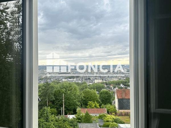 Location Appartement 2 pièces 43.8 m² - 32 RUE GIBERT Bihorel 76420