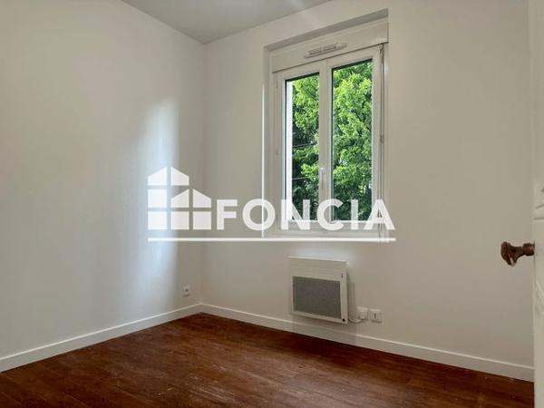 Location Appartement 2 pièces 43.8 m² - 32 RUE GIBERT Bihorel 76420