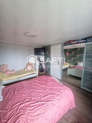 Maison individuelle avec 3 chambres, jardin et terrasse !