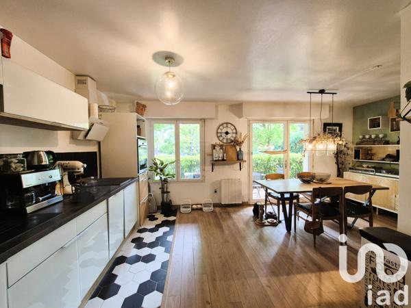 Appartement à vendre 2 pièces 49 m² Gif-sur-Yvette