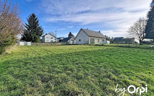 Terrain à vendre    Saint-Gervais-d'Auvergne