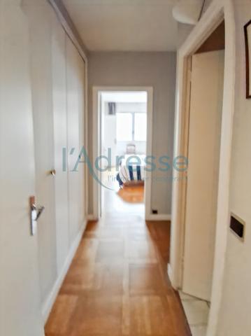 GARCHES quartier résidentiel -BAIL MEUBLE