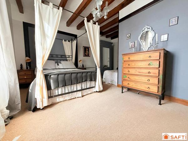 Propriété d'exception - Manoir du XVI siècle avec maison de gardien; dépendances et caves troglodytes