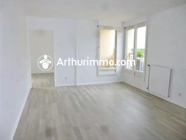 Vente Appartement 2 pièces 53 m2 à Saint-Pierre-du-Perray