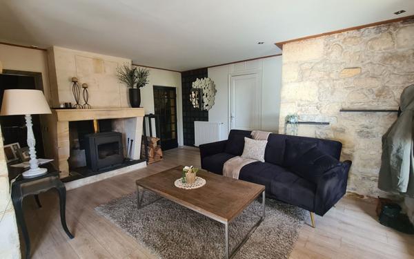 Maison à vendre    5 pièces •  Bourg