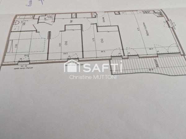 SALES 74150 - appartement T4 avec garage double