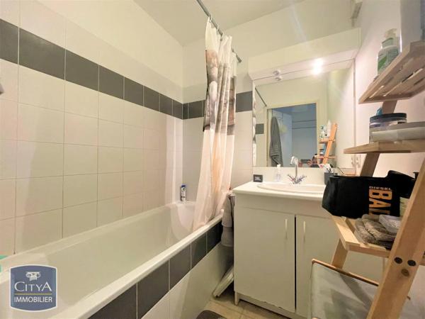 Appartement à louer 2 pièces 49.91m² Avignon (84140)