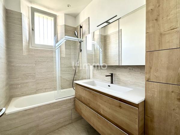 Saint Mandé Sud- Appartement Familial 108m2-5P/3CH- 2 Caves- 5è Etage