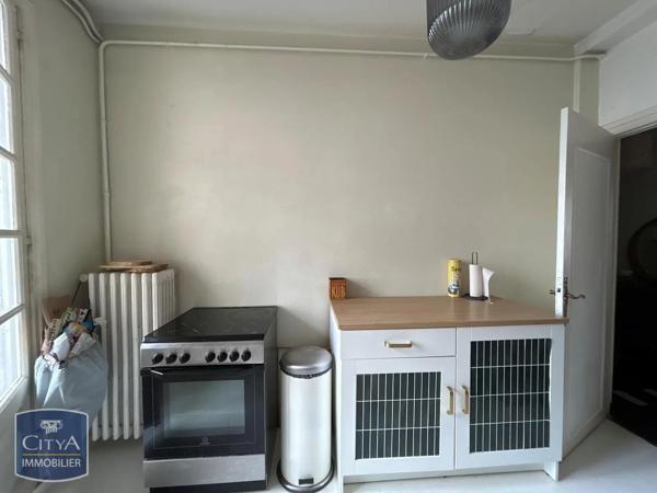 Appartement à louer 2 pièces 55.8m² Tours (37000)
