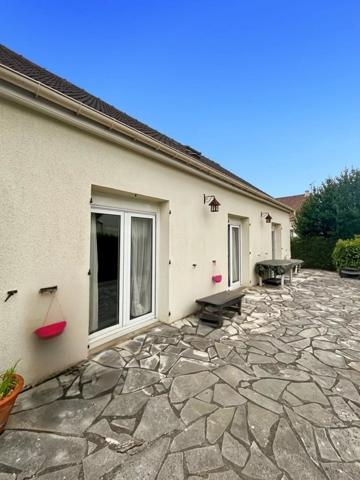 Vente Maison 4 pièces 126 m2 à Savigny-le-Temple