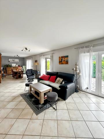 Vente Maison 4 pièces 126 m2 à Savigny-le-Temple