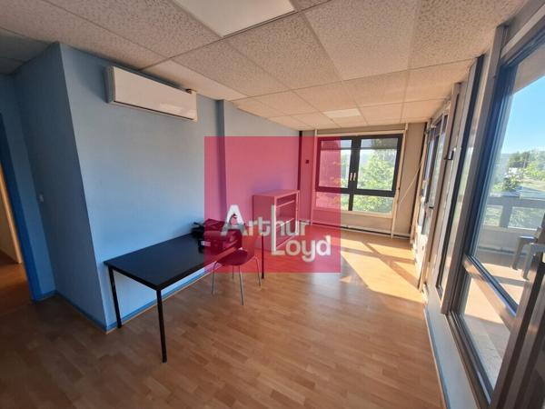 CLERMONT-FERRAND LA PARDIEU A LOUER BUREAUX 200M²
