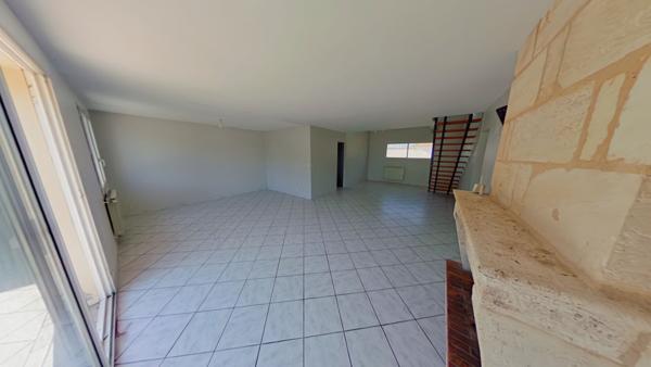 Maison spacieuse 8 pièces à vendre à Mérignac, secteur Pichey