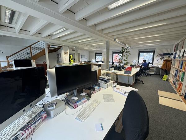 TOURS CENTRE PREBENDES BUREAUX A LOUER DE 118 M² AVEC POSSIBILITE DE PARKINGS