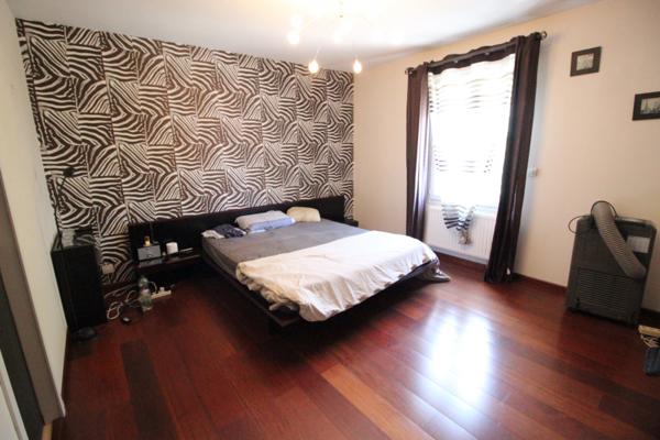 Mandres-les-Roses (94520) Maison 5 chambres Mandres les roses