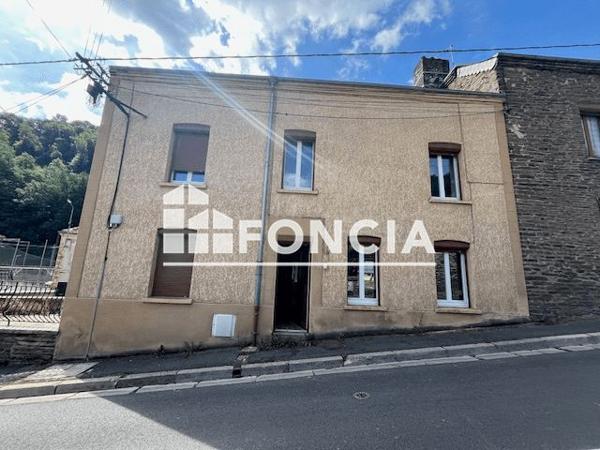 Location Maison 4 pièces 104 m² - 27 RUE BERNISSEAUX Bogny Sur Meuse 08120