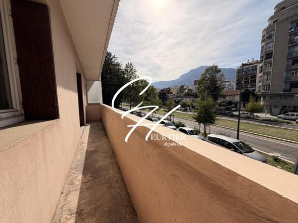 GRENOBLE - APPARTEMENT T4 - MEUBLE