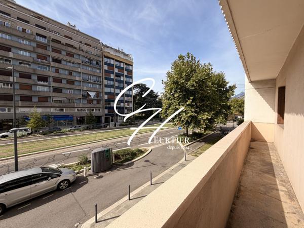GRENOBLE - APPARTEMENT T4 - MEUBLE